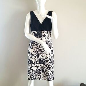 Sandra Darren dress black/ ivory empire waist body com size 10